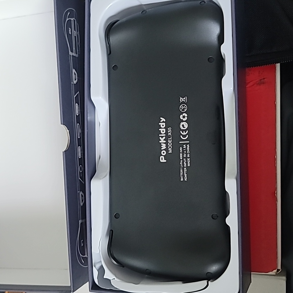 Black Handheld Gaming Console - Picture 3 of 10